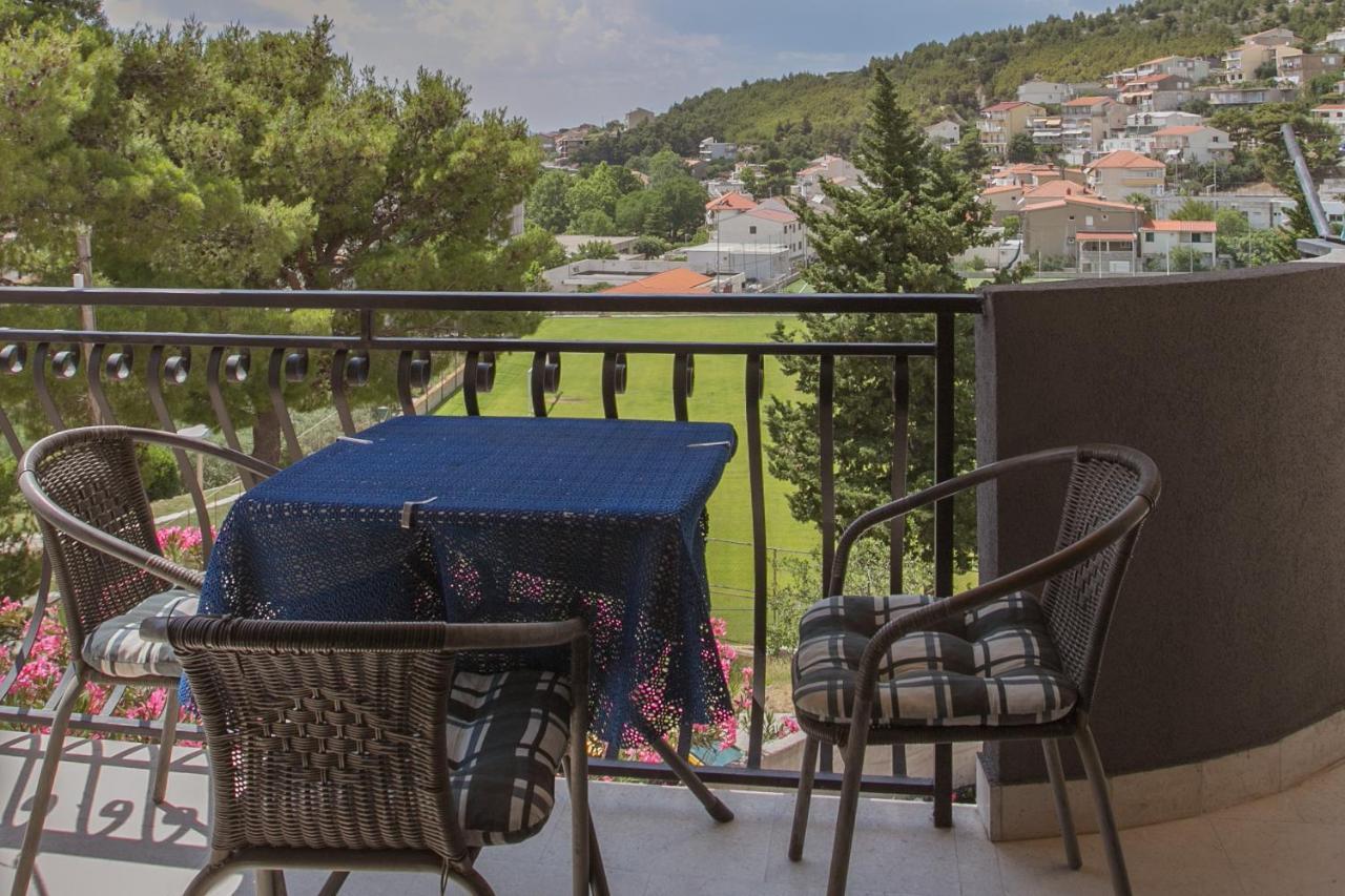 Comfort Sea View Apartment Dugi Rat Kültér fotó